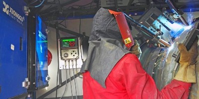 野外双焊炬管道自动焊接机器人是如何工作的？