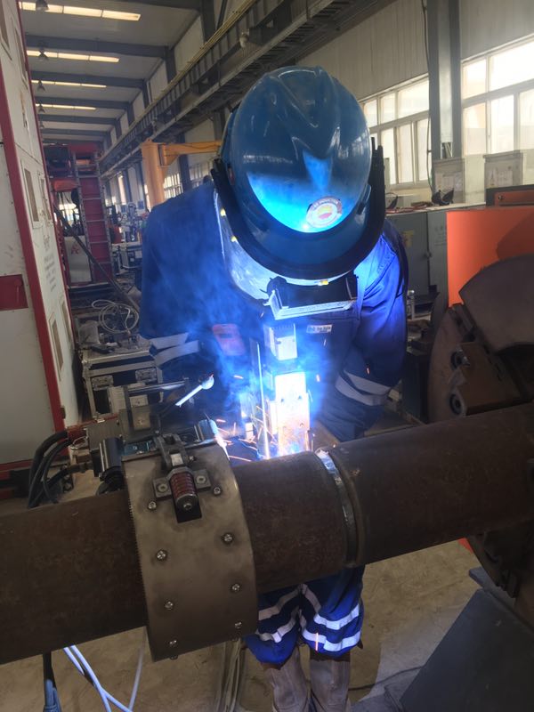 熊谷自动焊机在阿布扎比石油管道建设应用