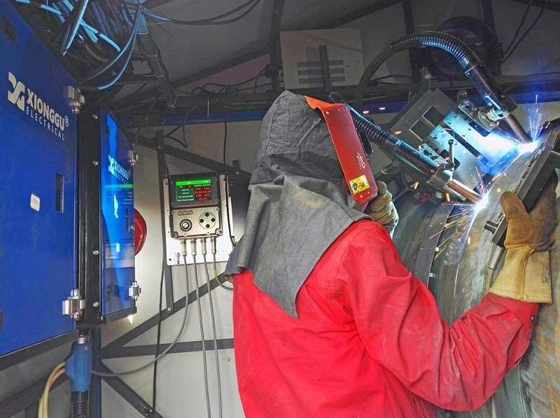 熊谷野外双焊炬管道自动焊接机器人